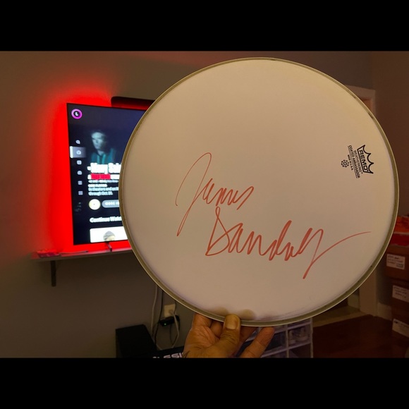 James Gandolfini autographed drum head. - Picture 2 of 4